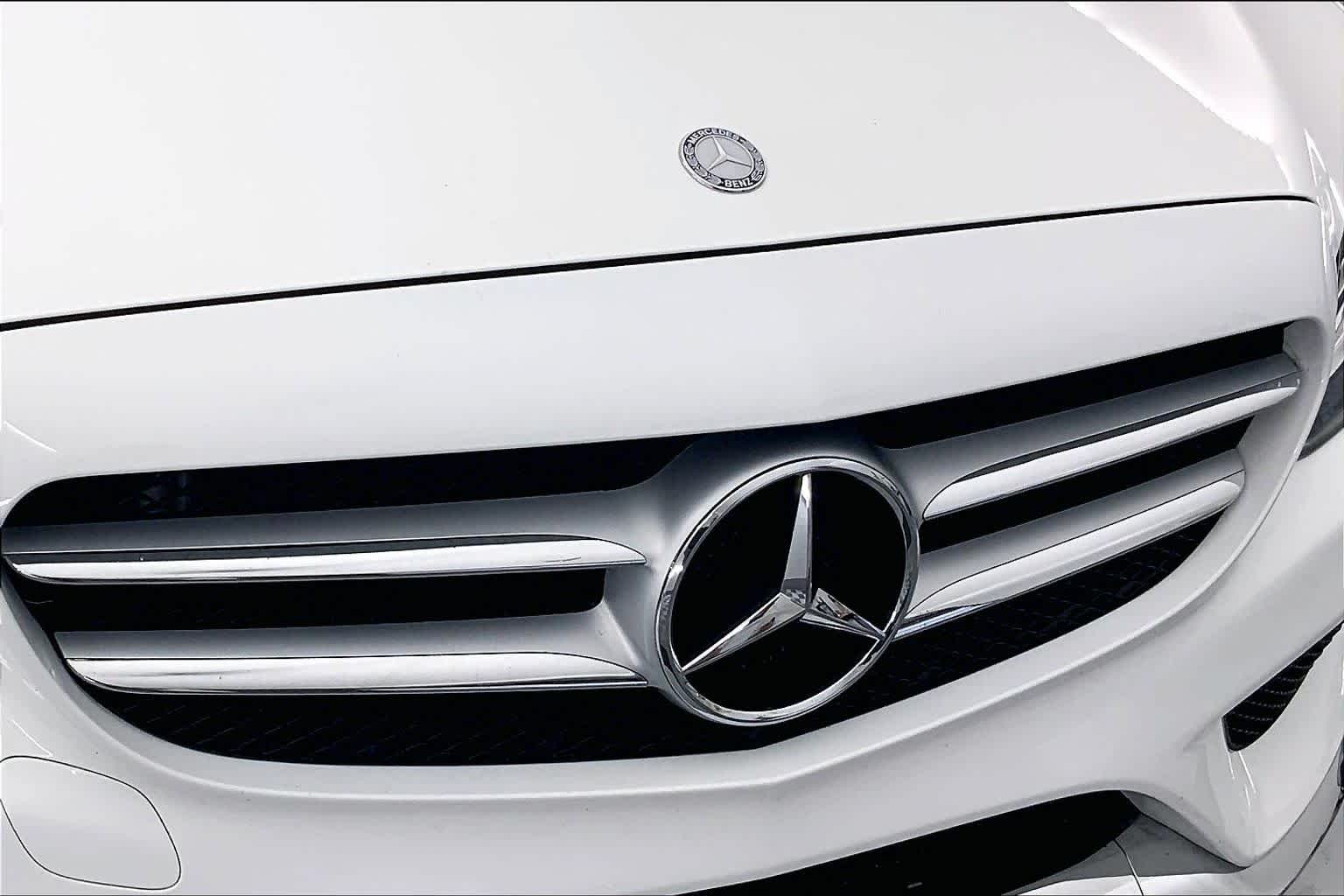 Thumbnail: 2015 Mercedes-Benz C-Class - 26