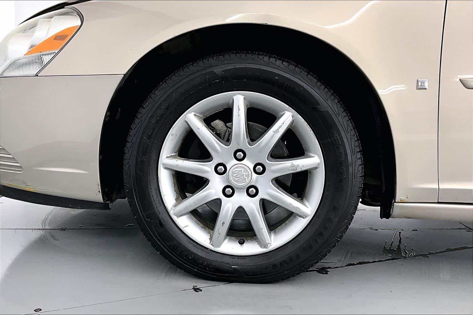 Thumbnail: 2008 Buick Lucerne - 8