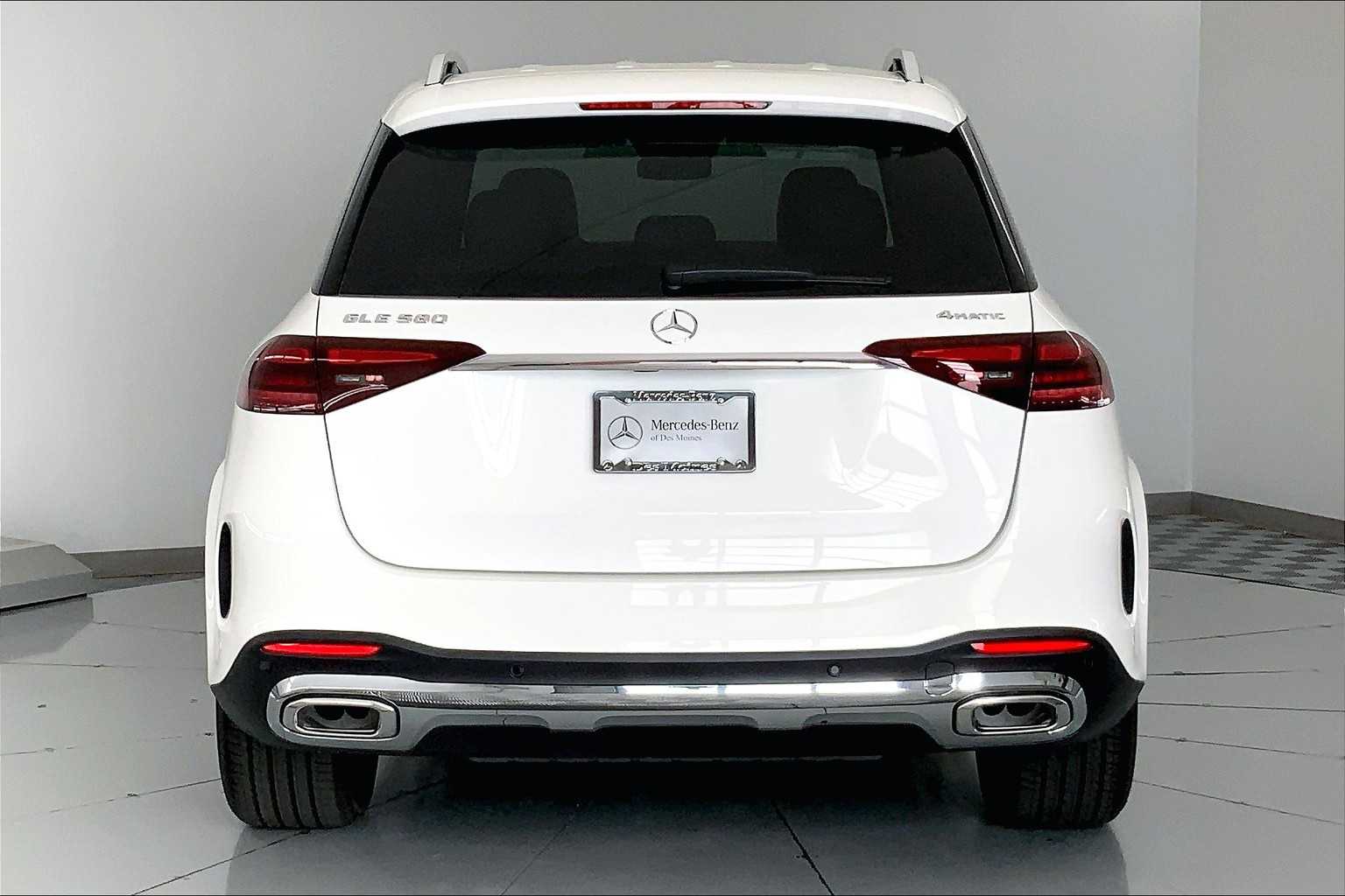 Thumbnail: 2026 Mercedes-Benz GLE - 5