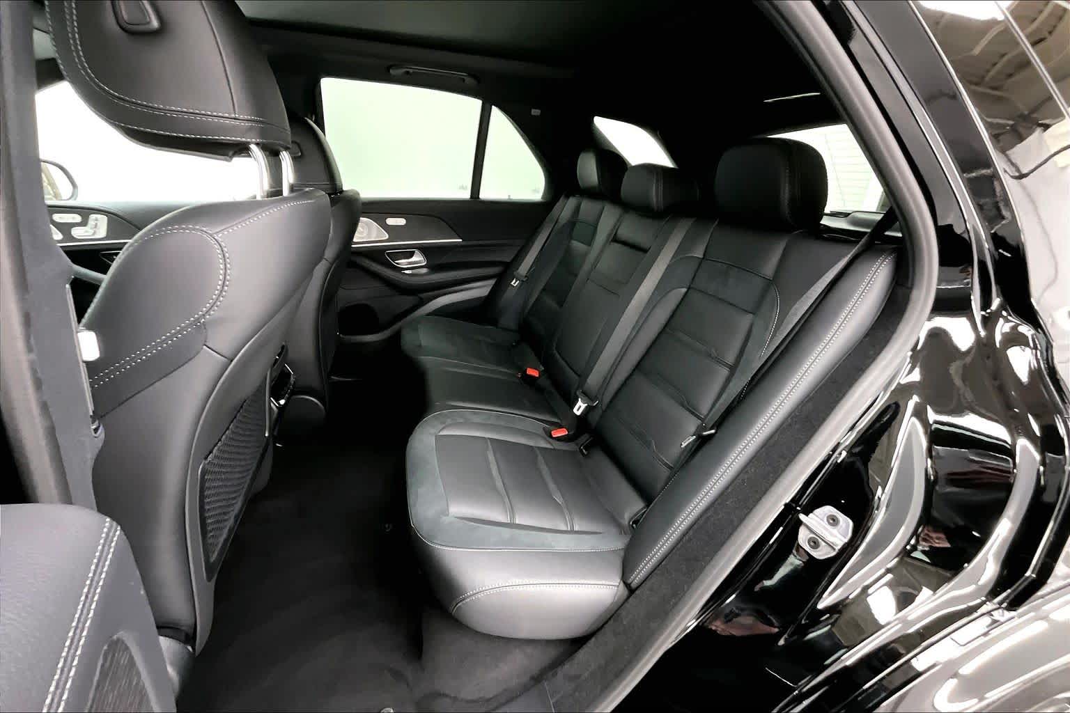 Thumbnail: 2026 Mercedes-Benz GLE - 13