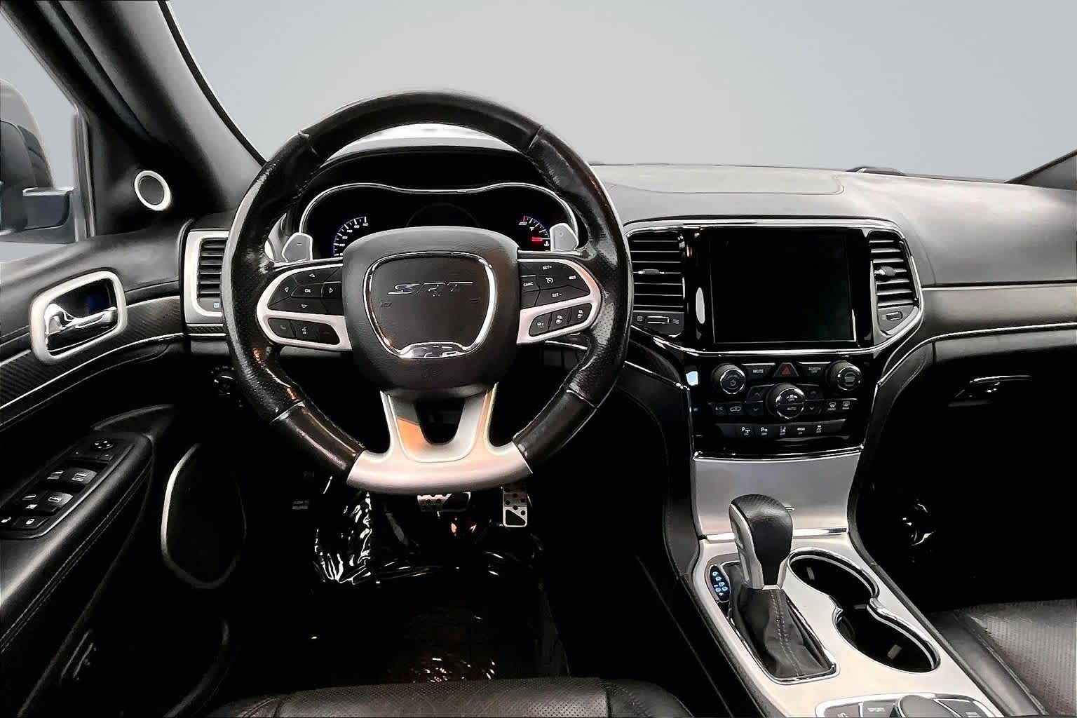 Thumbnail: 2019 Jeep Grand Cherokee - 15
