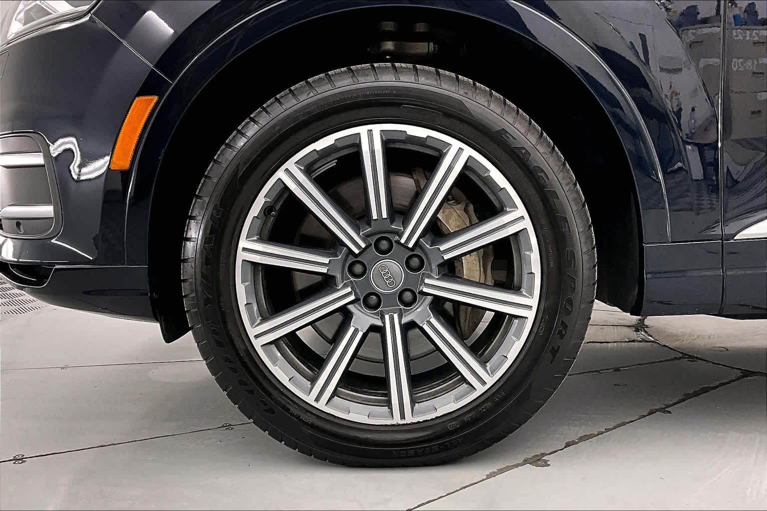 Thumbnail: 2017 Audi Q7 - 8