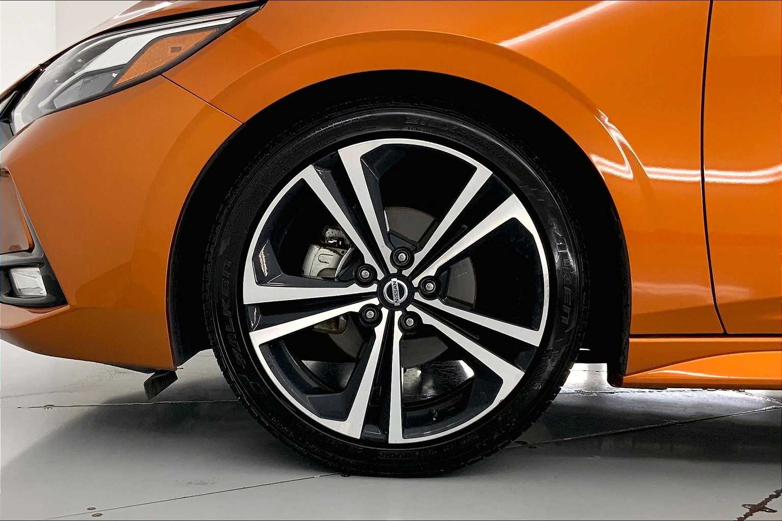 Thumbnail: 2020 Nissan Sentra - 8