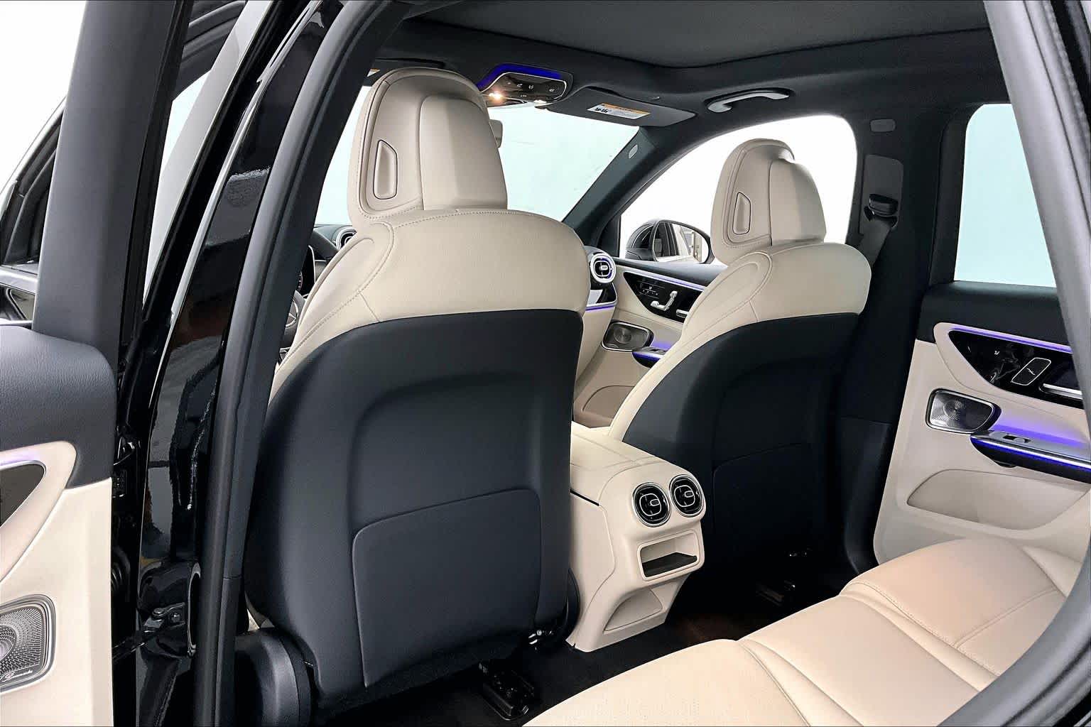 Thumbnail: 2026 Mercedes-Benz GLC - 12