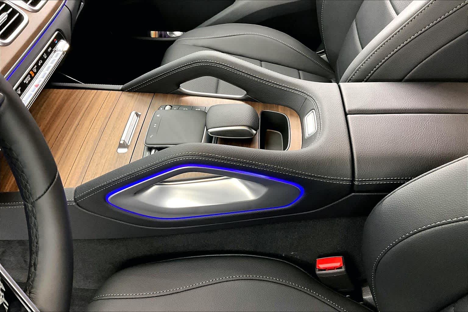 Thumbnail: 2026 Mercedes-Benz GLE - 17