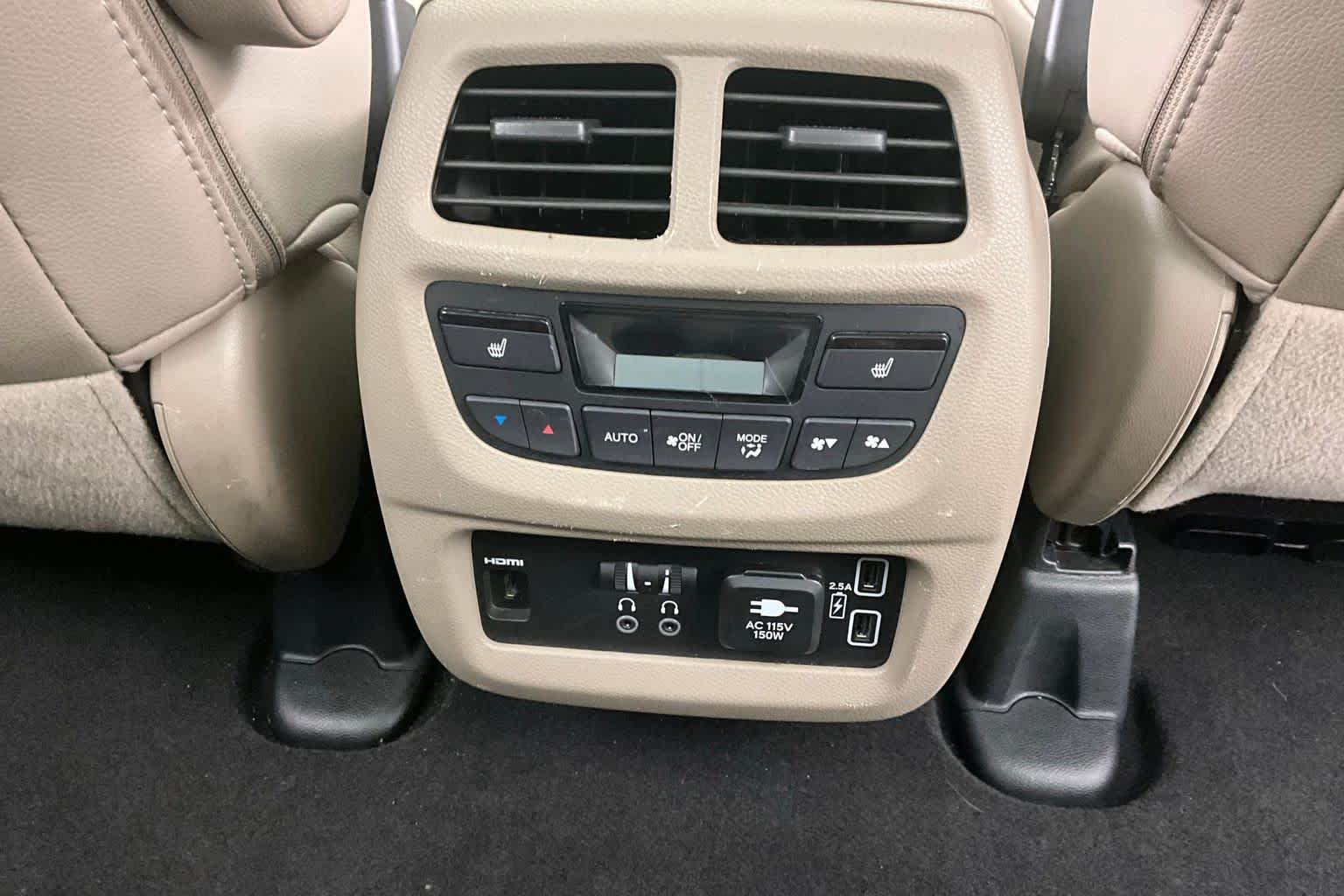 Thumbnail: 2019 Honda Pilot - 29