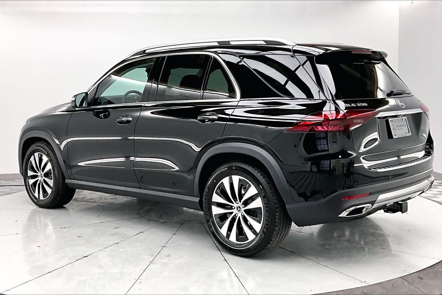 Thumbnail: 2026 Mercedes-Benz GLE - 4