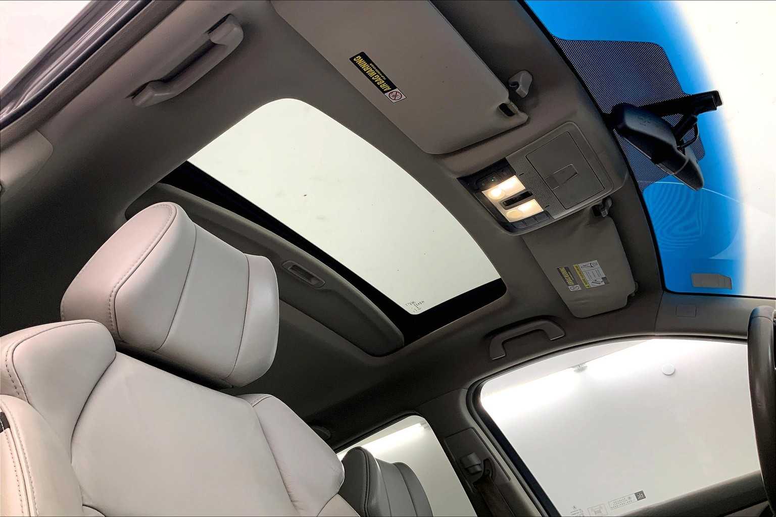 Thumbnail: 2011 Acura MDX - 22