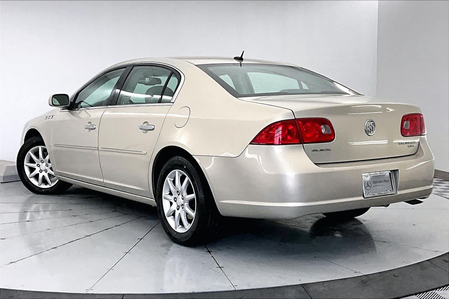 Thumbnail: 2008 Buick Lucerne - 4