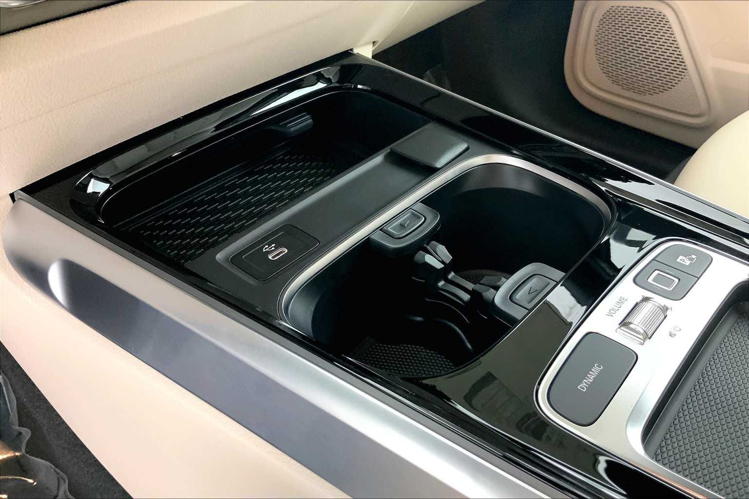 Thumbnail: 2025 Mercedes-Benz GLB - 23