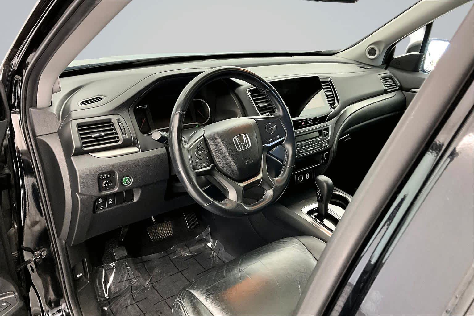 Thumbnail: 2020 Honda Pilot - 2