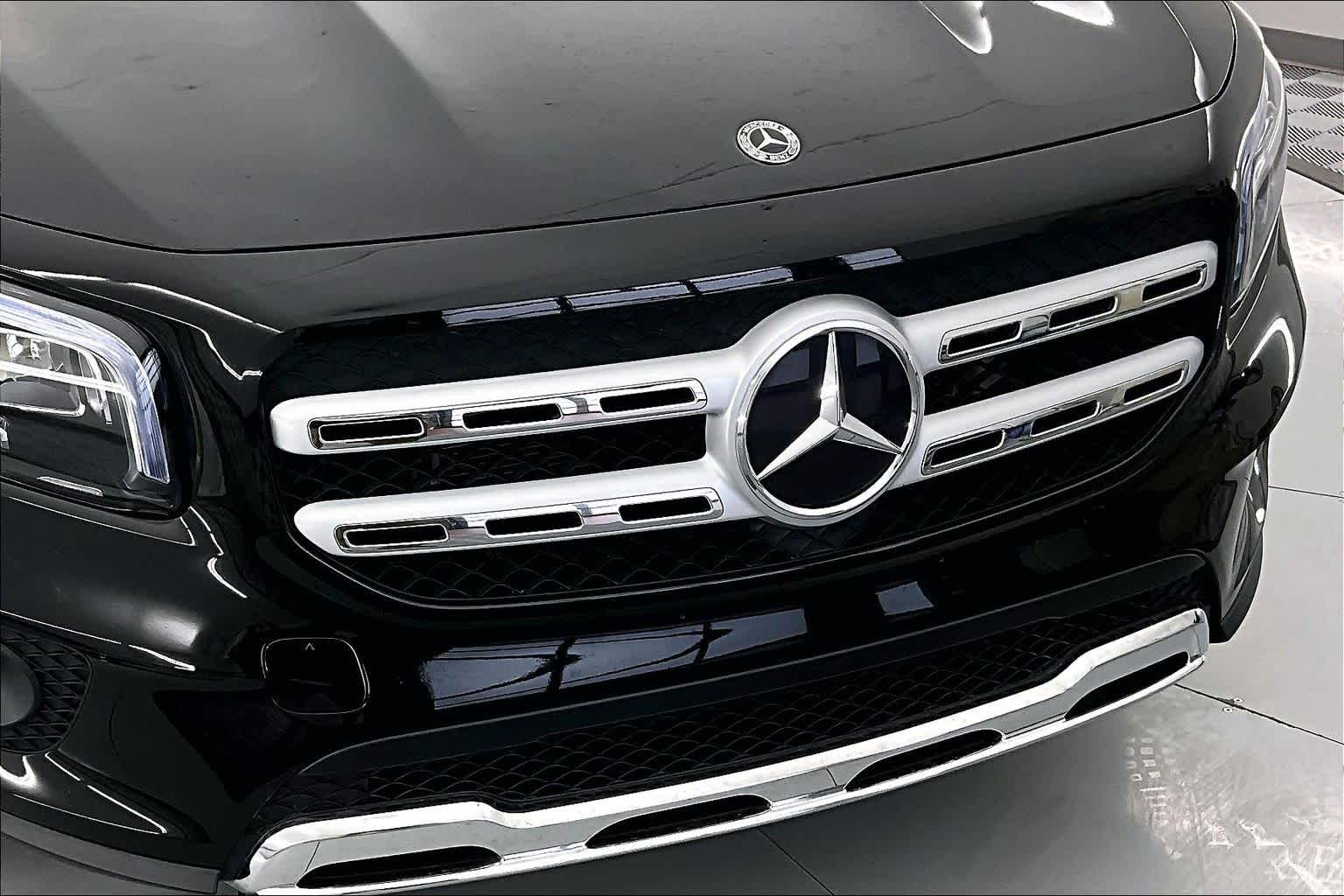 Thumbnail: 2023 Mercedes-Benz GLB - 26