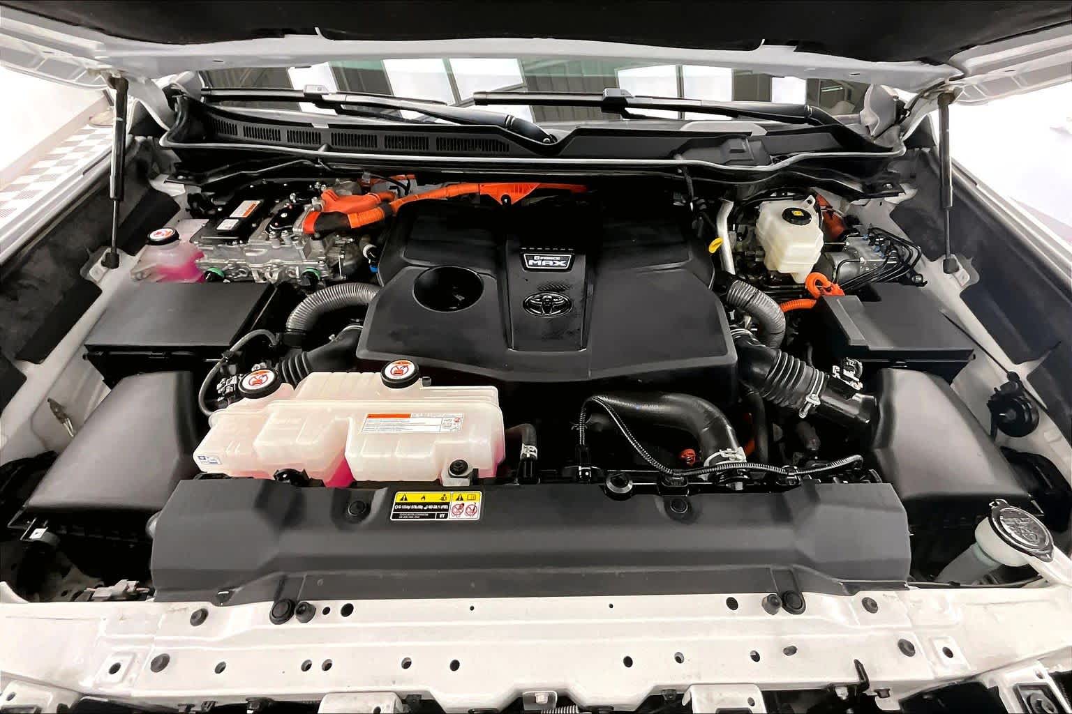 Thumbnail: 2023 Toyota Sequoia - 9