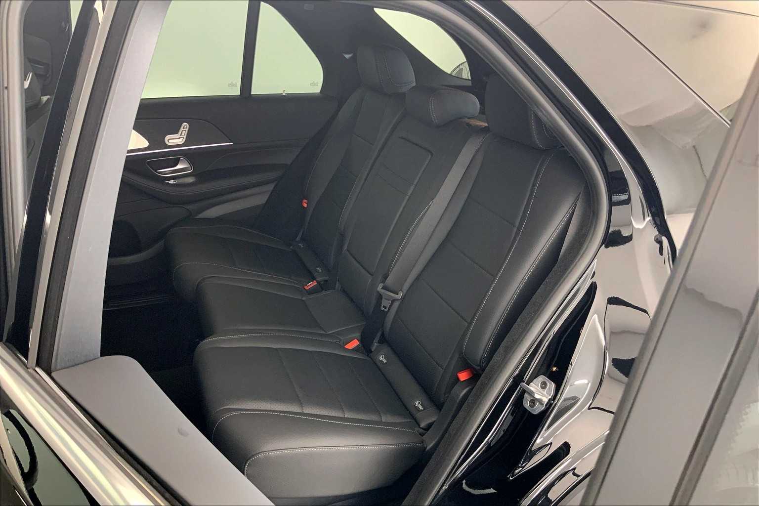 2025 Mercedes-Benz GLE 450 13