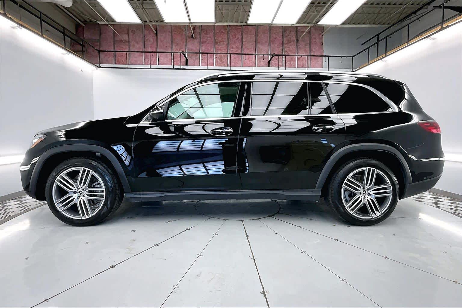 Thumbnail: 2024 Mercedes-Benz GLS - 3