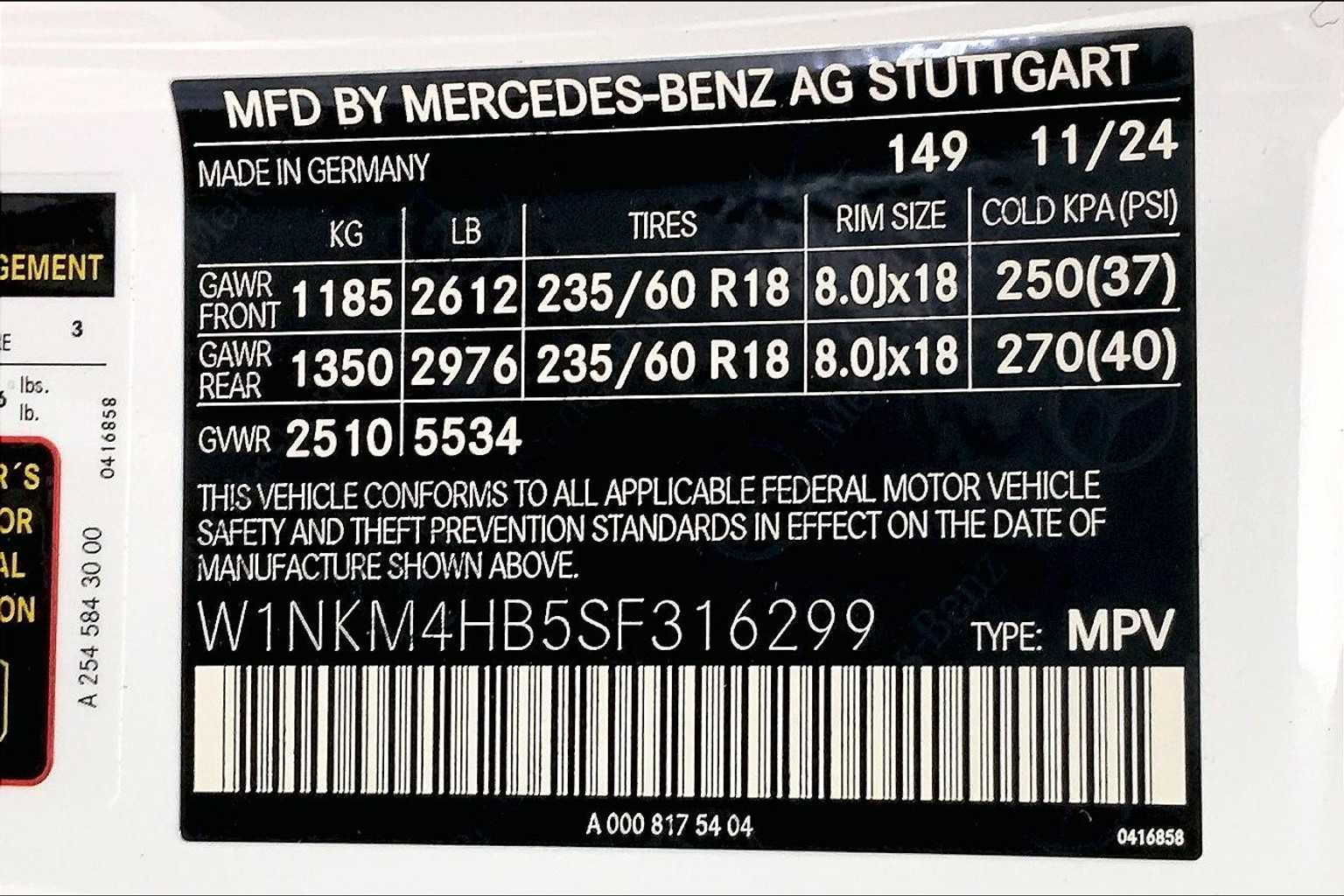 Thumbnail: 2025 Mercedes-Benz GLC - 25