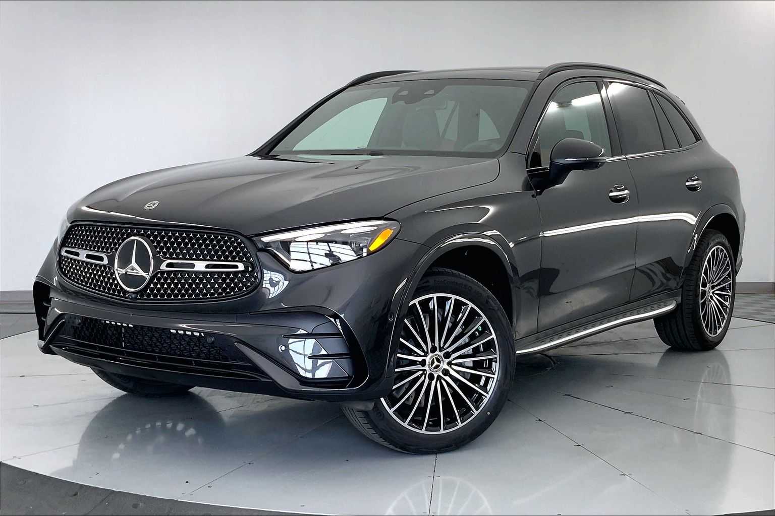 2025 Mercedes-Benz GLC 300 -
                  Urbandale, IA