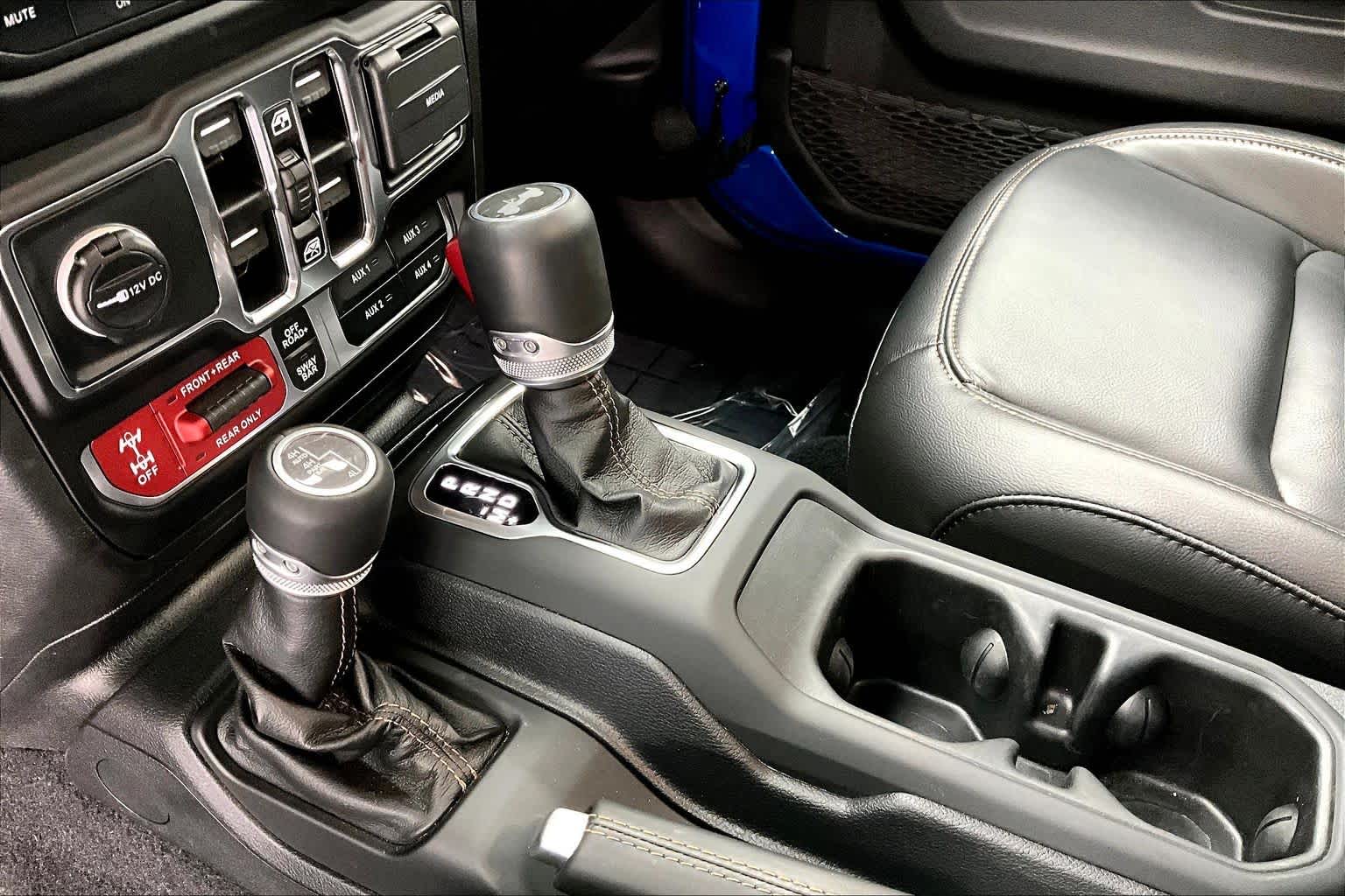 Thumbnail: 2021 Jeep Wrangler - 17