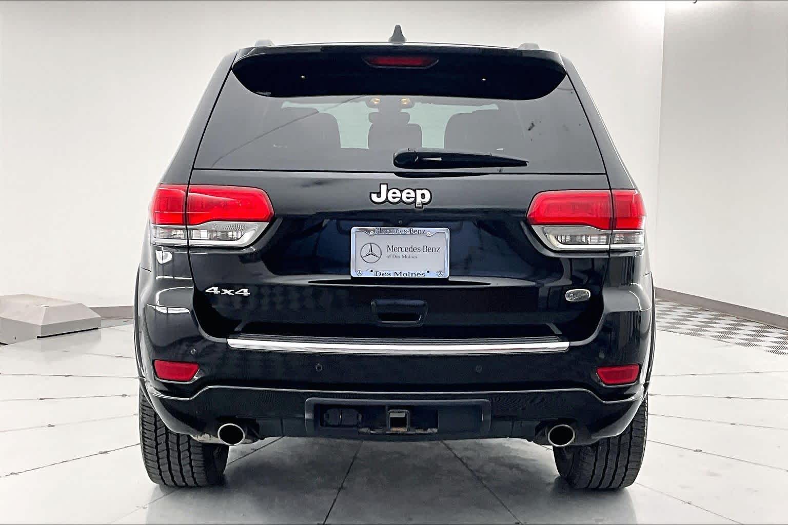 Thumbnail: 2017 Jeep Grand Cherokee - 5