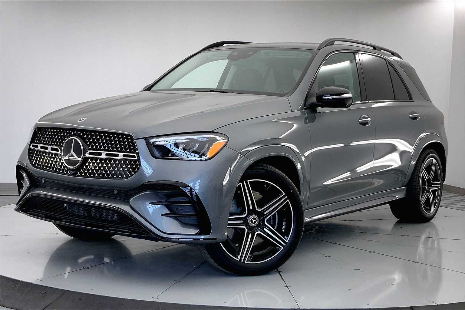 Thumbnail: 2026 Mercedes-Benz GLE - 1