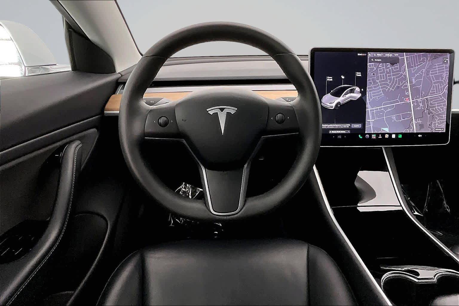 Thumbnail: 2020 Tesla Model 3 - 15