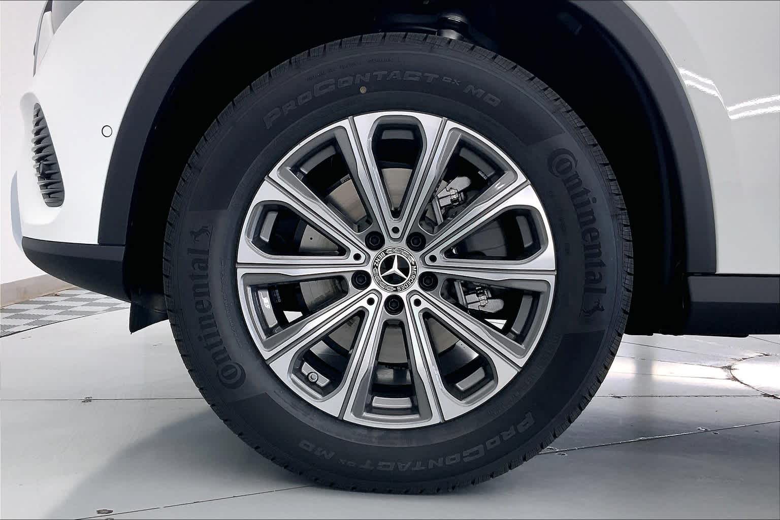 Thumbnail: 2025 Mercedes-Benz GLC - 8