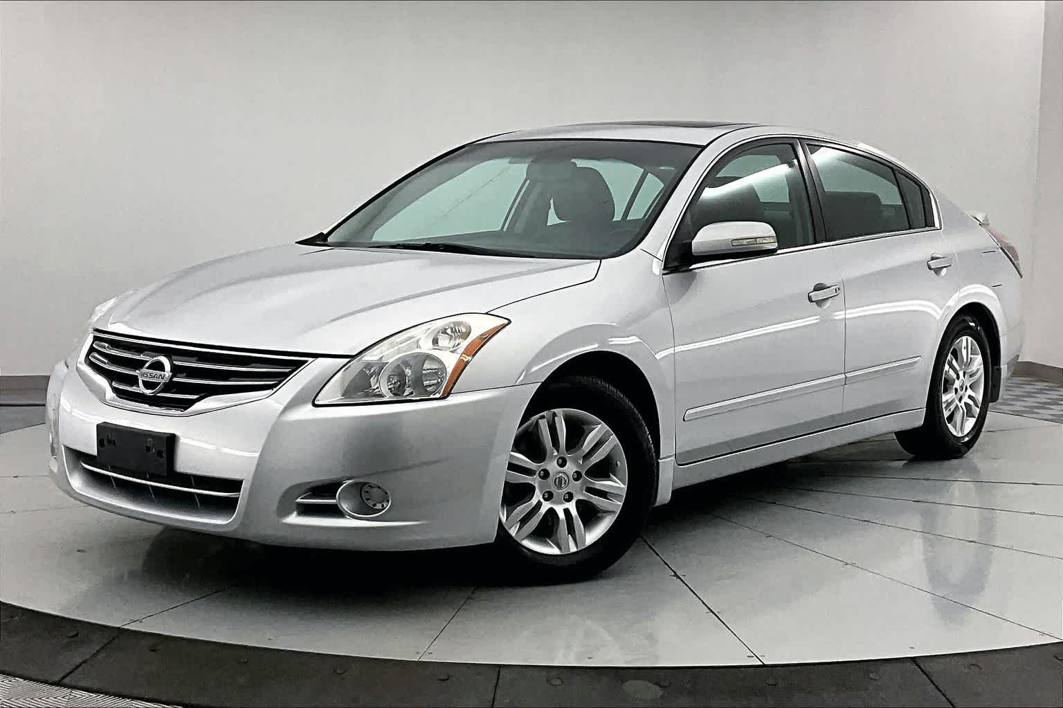 2010 Nissan Altima S -
                  Urbandale, IA