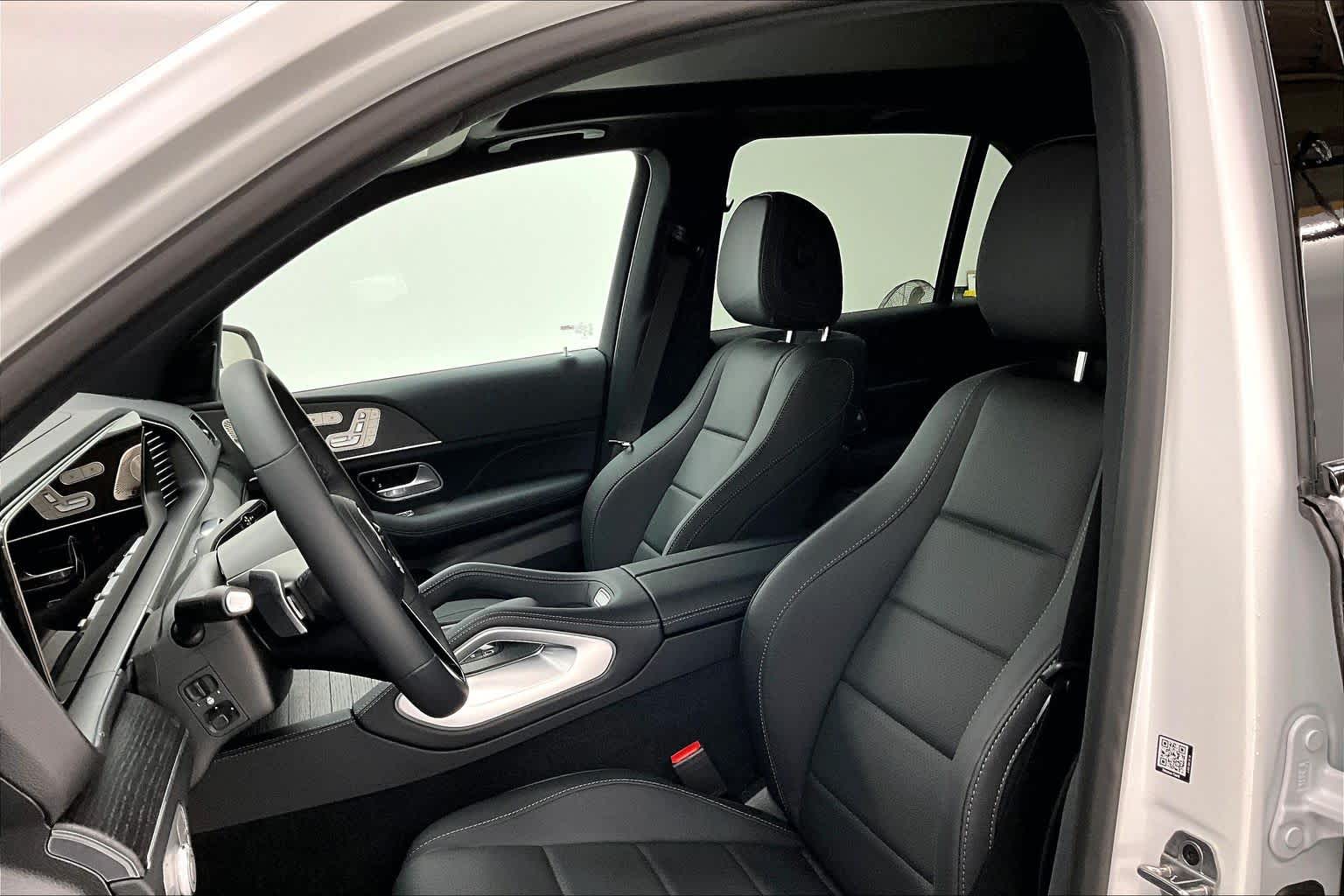 Thumbnail: 2026 Mercedes-Benz GLE - 11