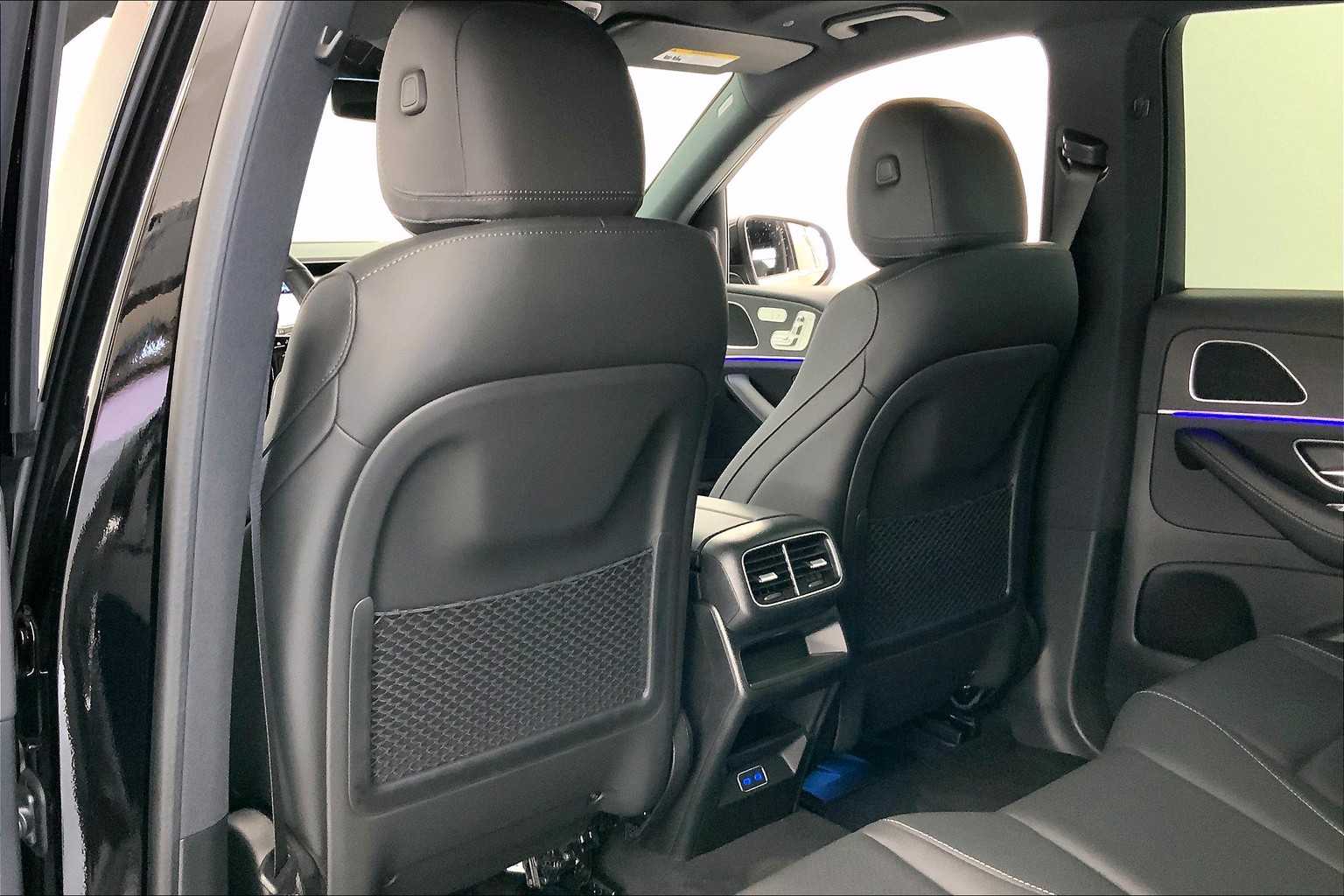 Thumbnail: 2025 Mercedes-Benz GLE - 12