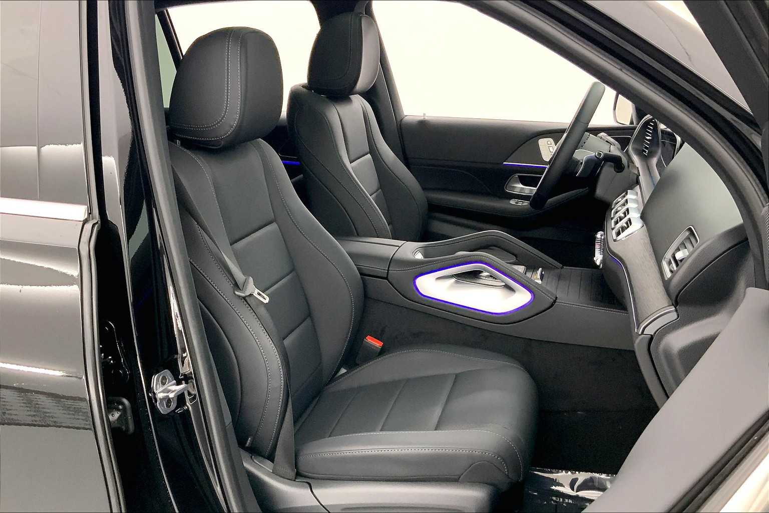 Thumbnail: 2025 Mercedes-Benz GLE - 14