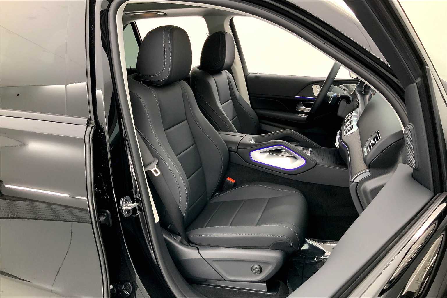 Thumbnail: 2026 Mercedes-Benz GLE - 14