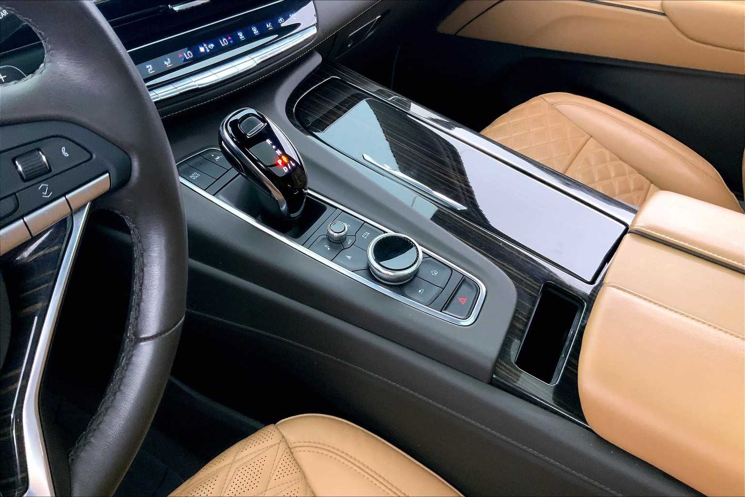 Thumbnail: 2021 Cadillac Escalade - 17