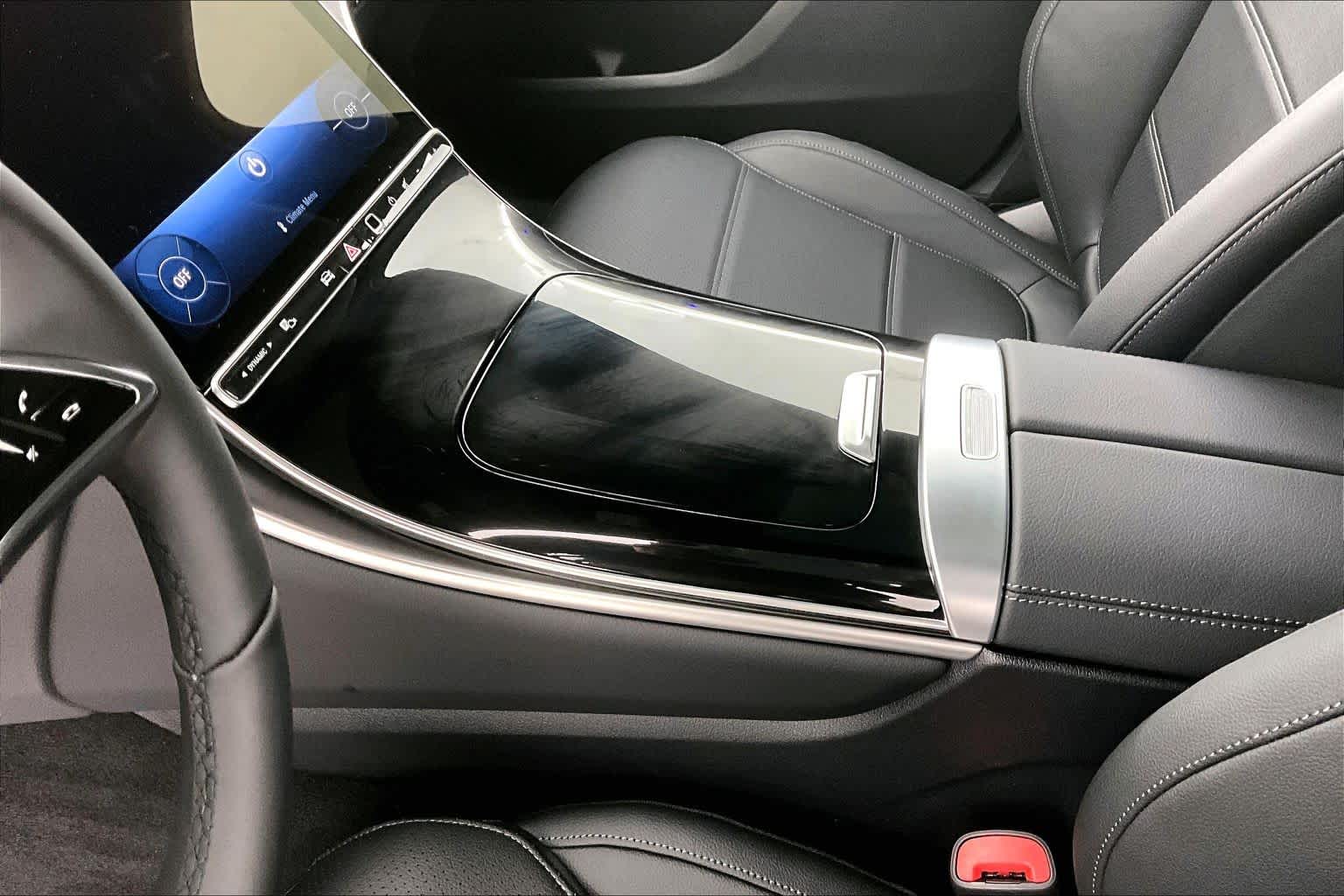 Thumbnail: 2026 Mercedes-Benz GLC - 17