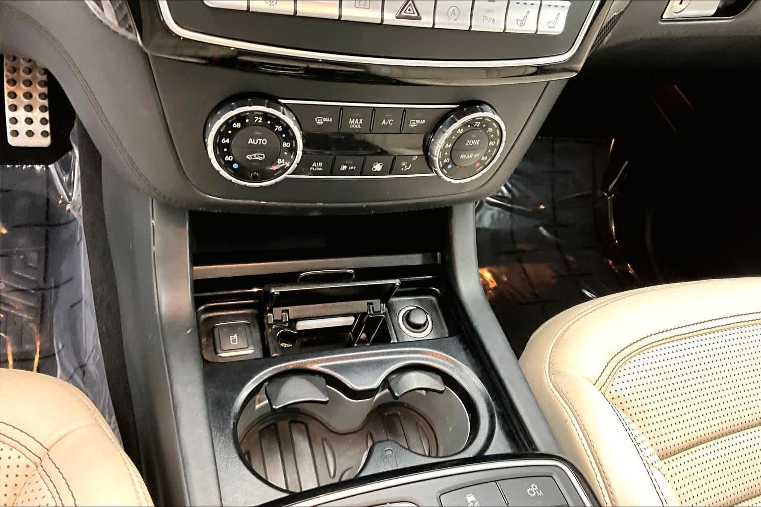 Thumbnail: 2018 Mercedes-Benz GL-Class - 27