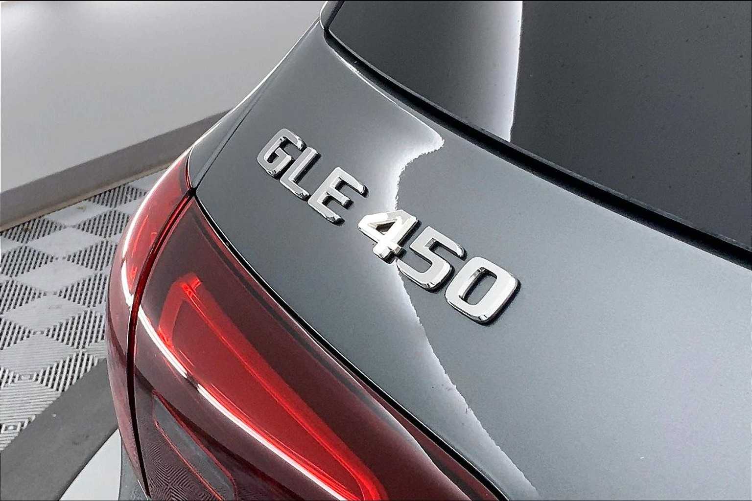 Thumbnail: 2026 Mercedes-Benz GLE - 7