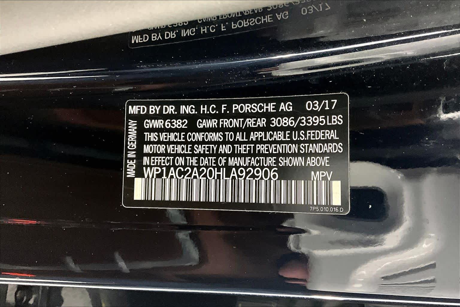 Thumbnail: 2017 Porsche Cayenne - 29