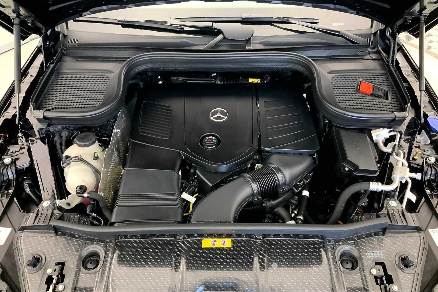 Thumbnail: 2025 Mercedes-Benz GLE - 9