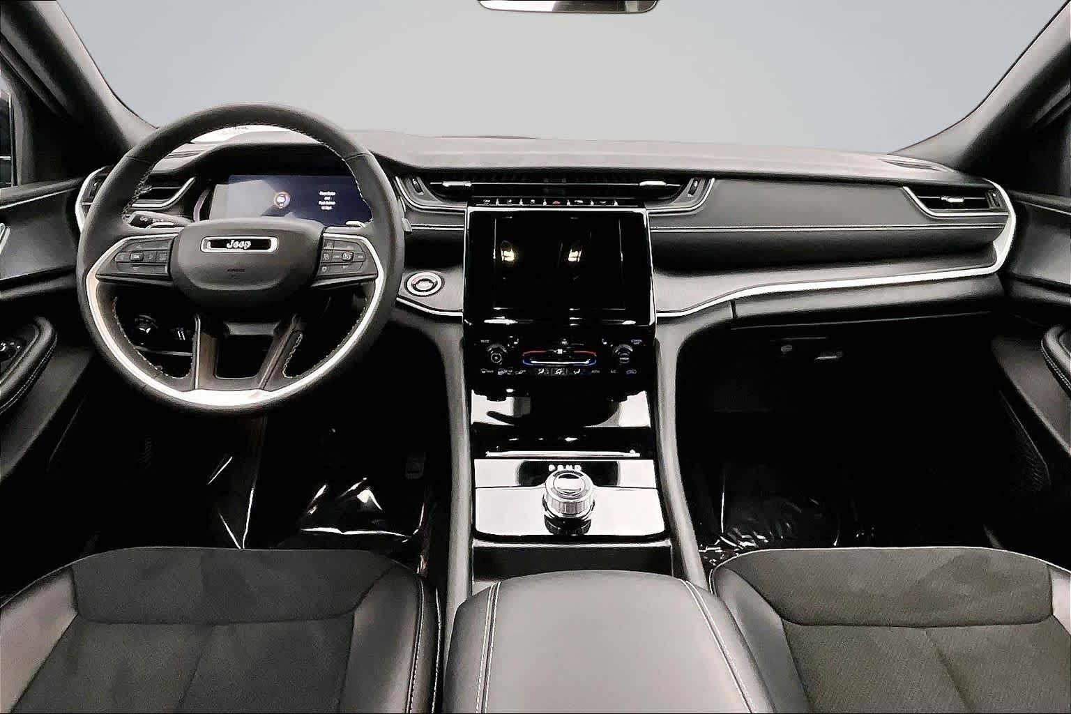 Thumbnail: 2025 Jeep Grand Cherokee - 9