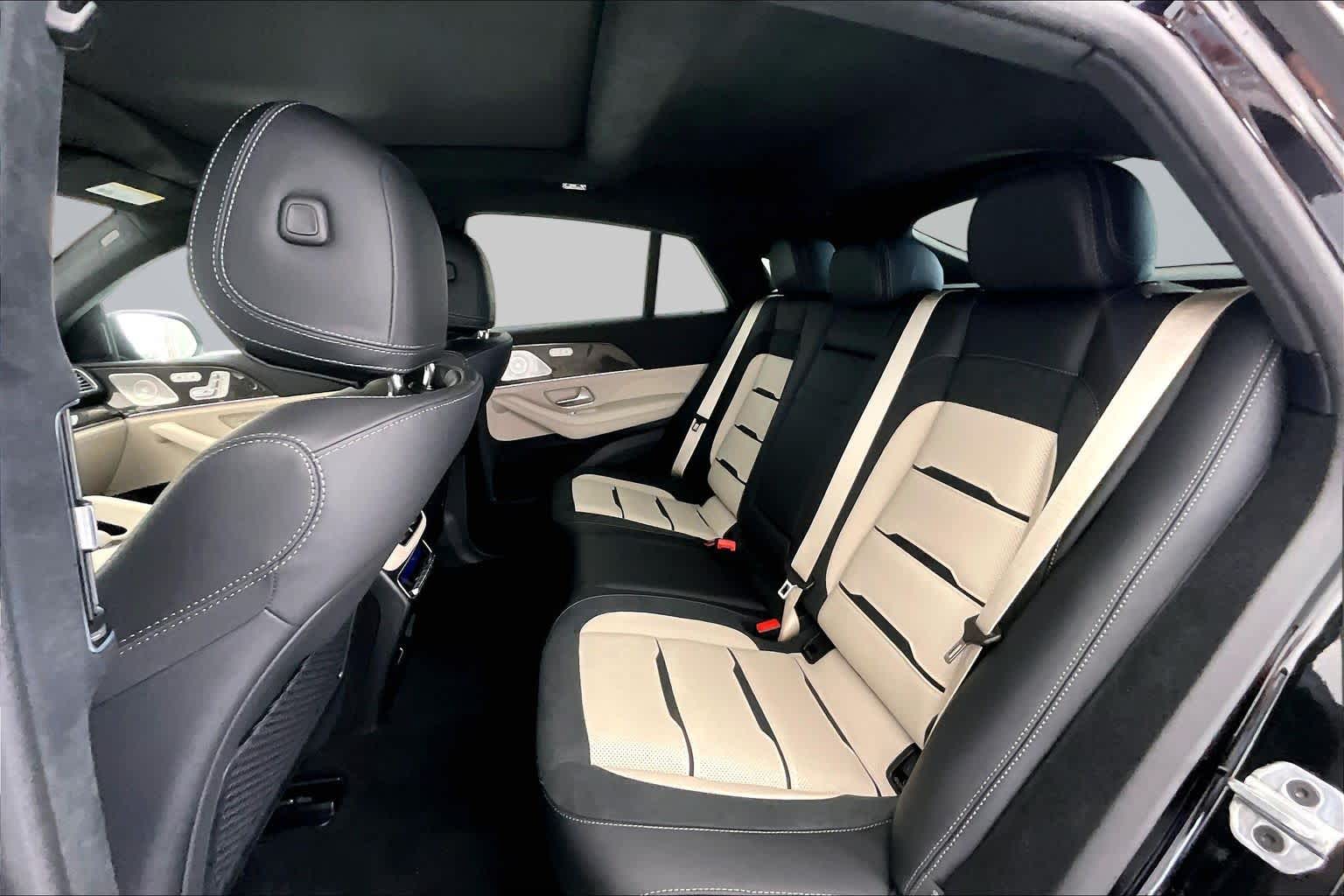 Thumbnail: 2026 Mercedes-Benz GL-Class - 13