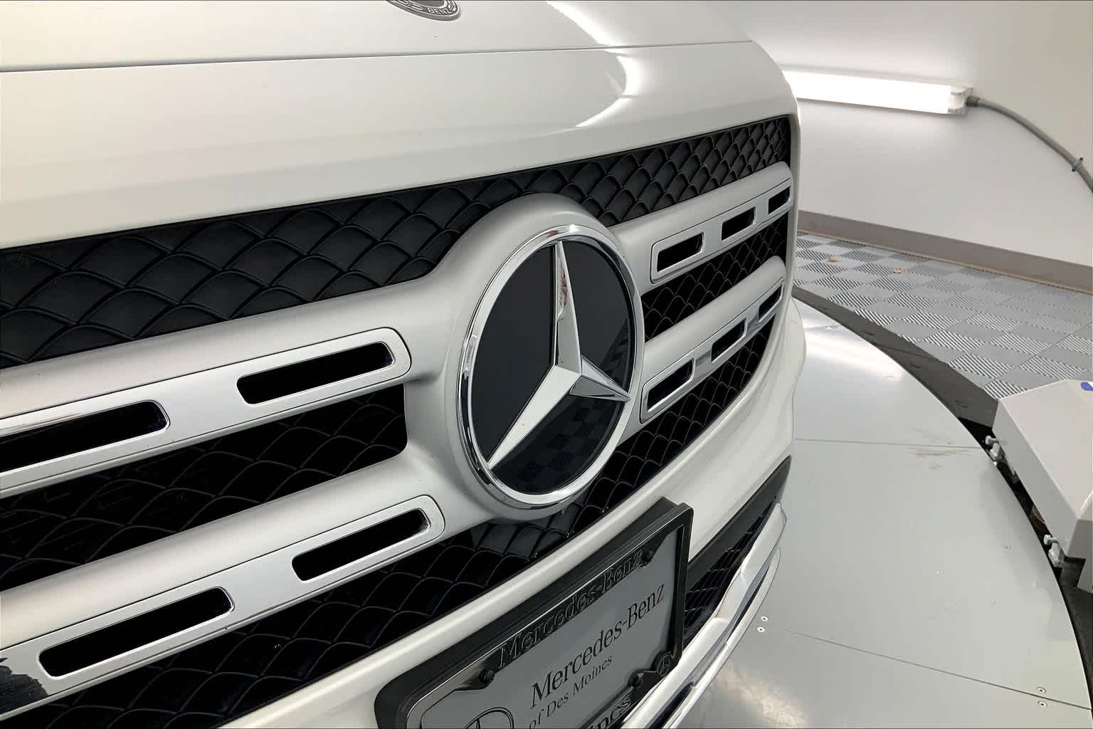 Thumbnail: 2020 Mercedes-Benz GLB - 25