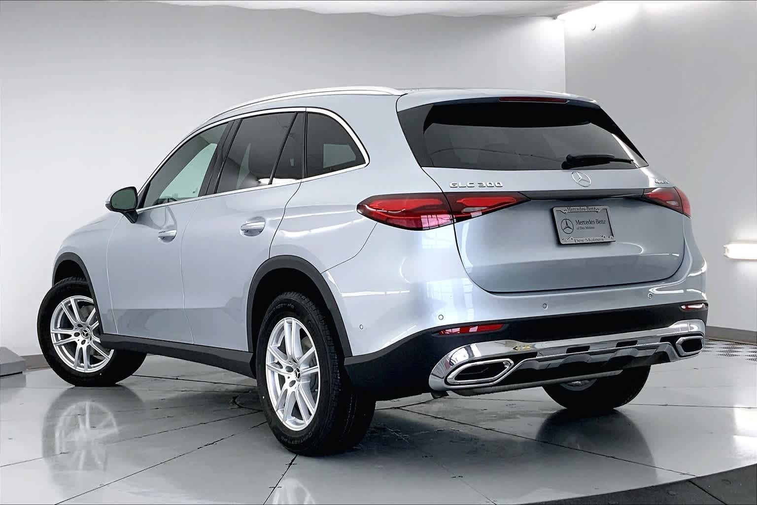 Thumbnail: 2025 Mercedes-Benz GLC - 4