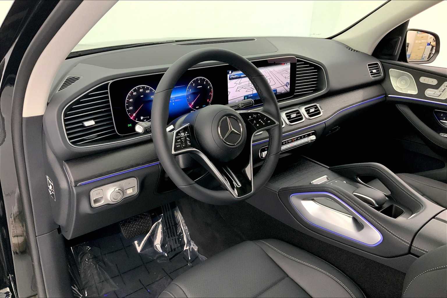 Thumbnail: 2026 Mercedes-Benz GLE - 2