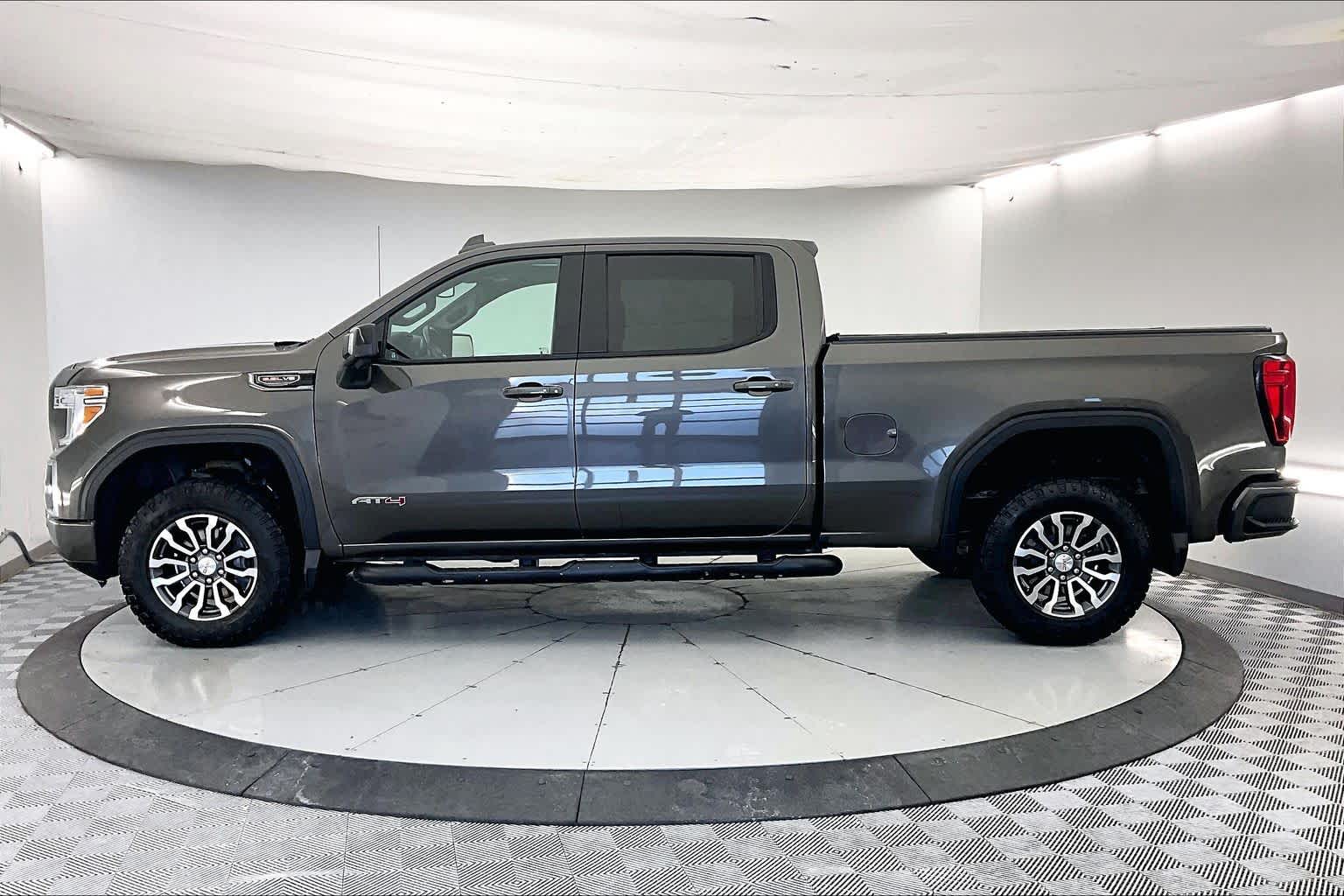 Thumbnail: 2020 GMC Sierra 1500 - 3