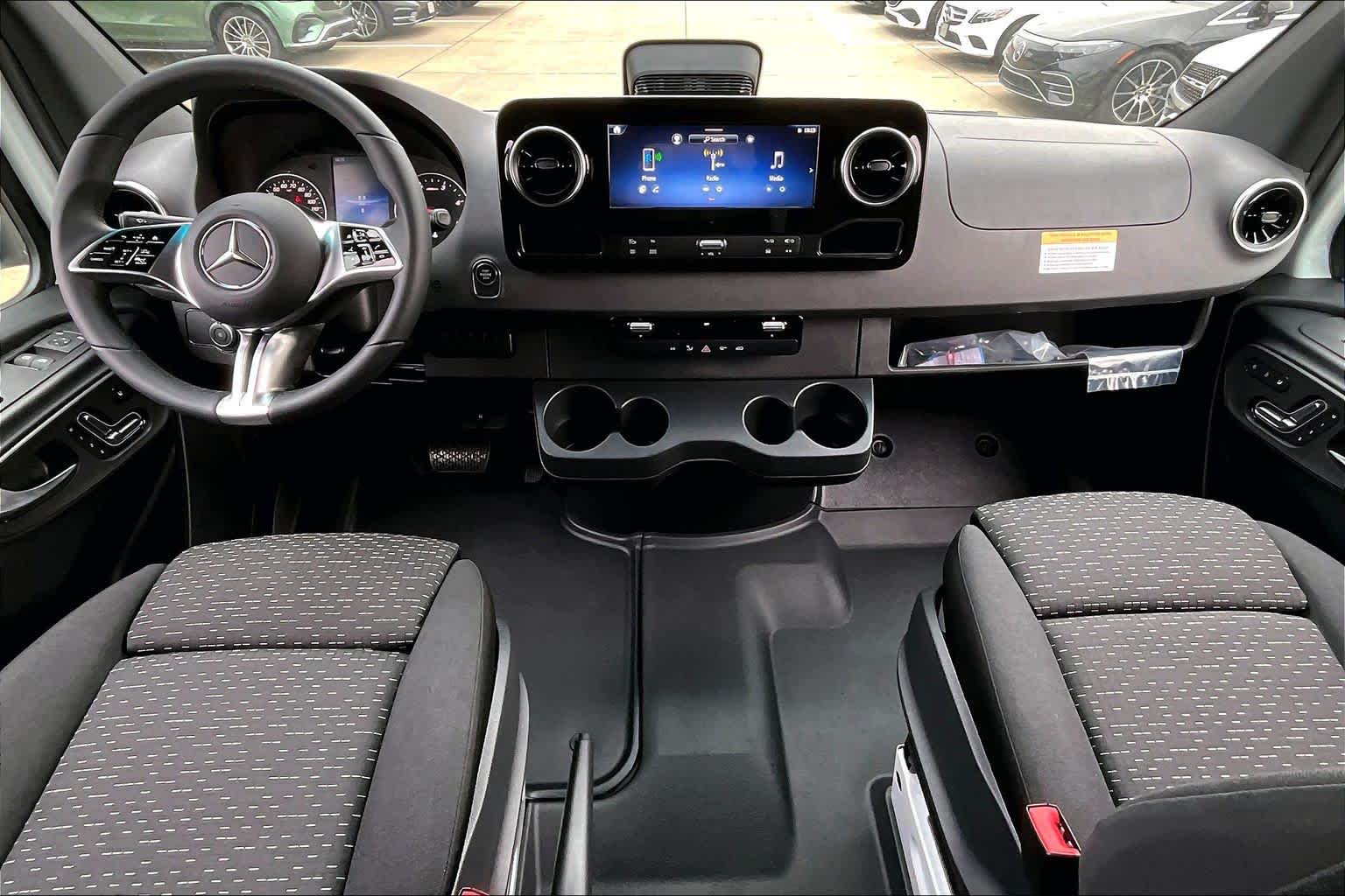 Thumbnail: 2026 Mercedes-Benz Sprinter - 10