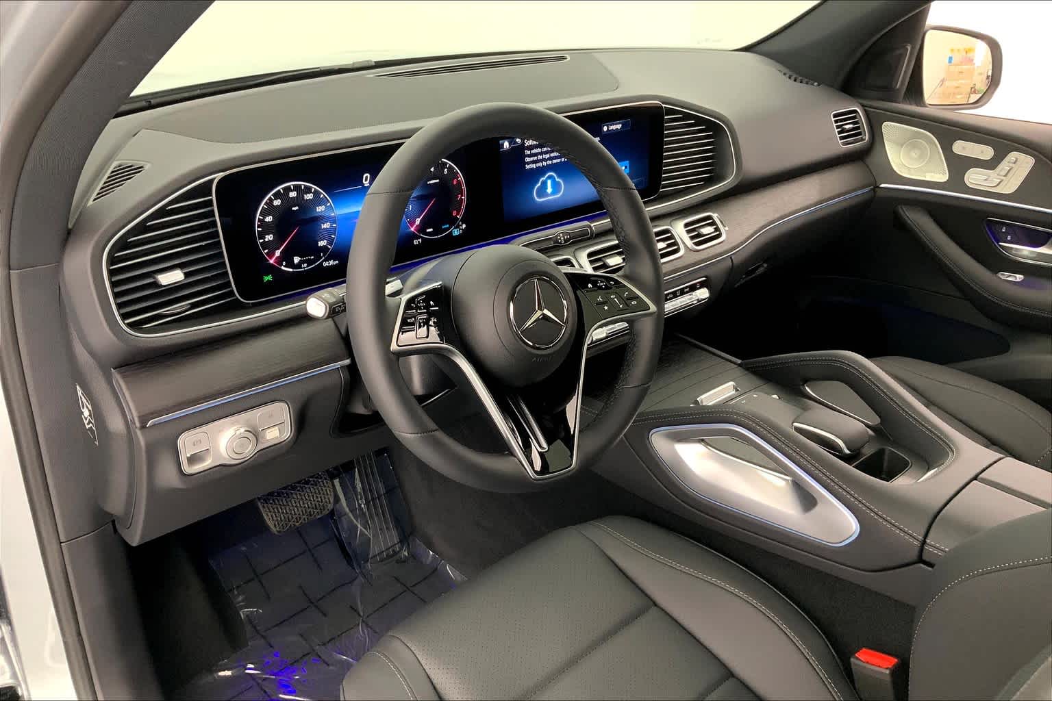 Thumbnail: 2025 Mercedes-Benz GLE - 2