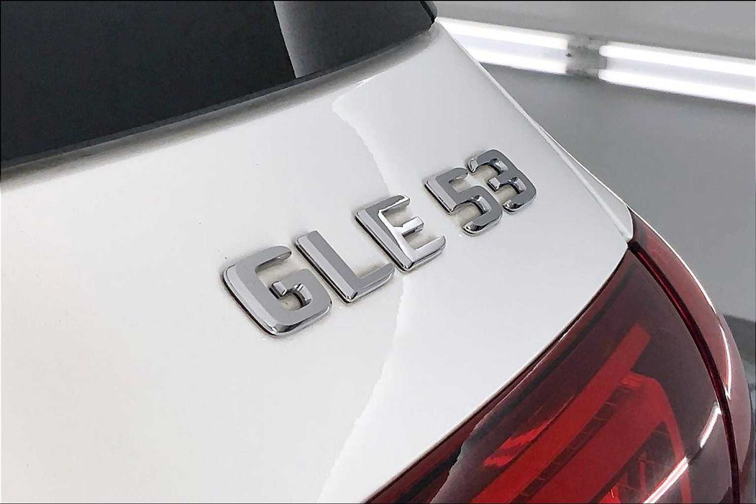 2022 Mercedes-Benz GLE 53 AMG 7