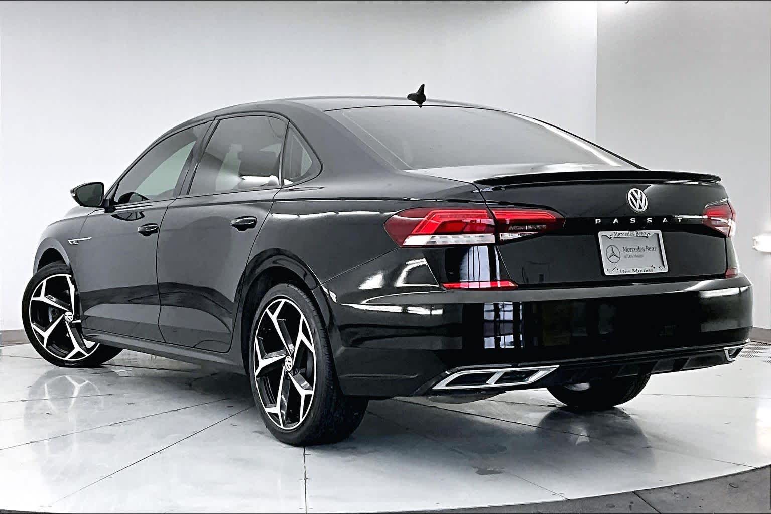 Thumbnail: 2020 Volkswagen Passat - 4
