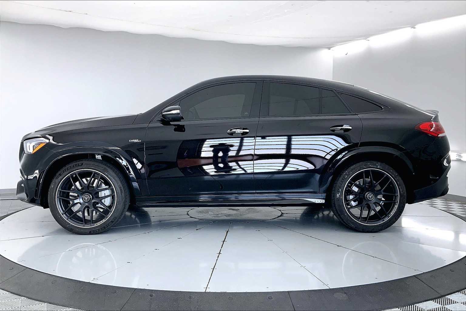 Thumbnail: 2021 Mercedes-Benz GLE - 3