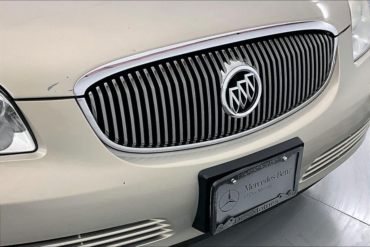 Thumbnail: 2008 Buick Lucerne - 25