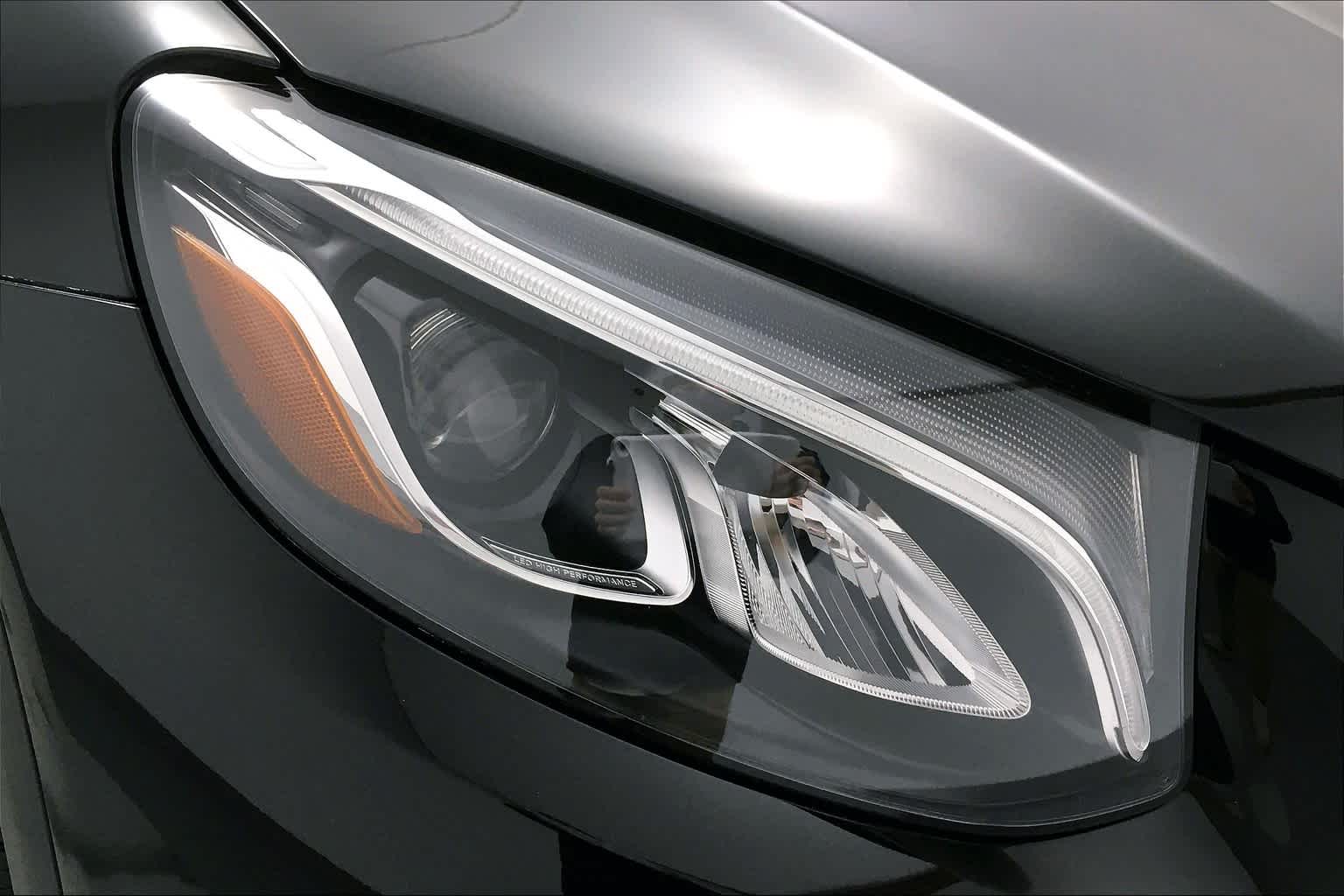 Thumbnail: 2018 Mercedes-Benz GLC - 31